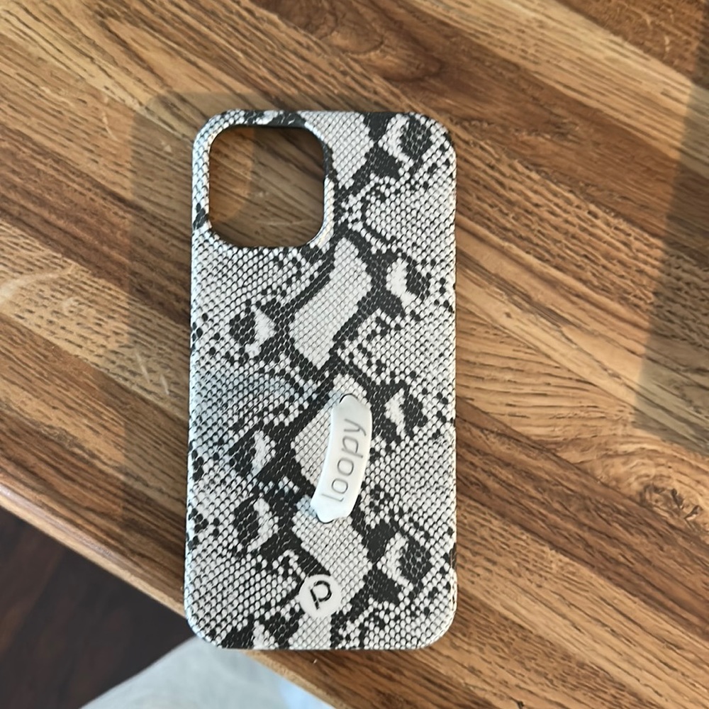 Loopy case 12 pro max iphone